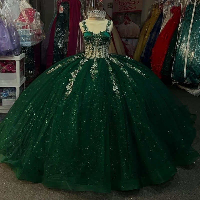 

Emerald Green Shiny Quinceanera Dresses Ball Gown Off The Shoulder Applique Lace Beading Bow Tull Corset Sweet 16 Dress Vestidos