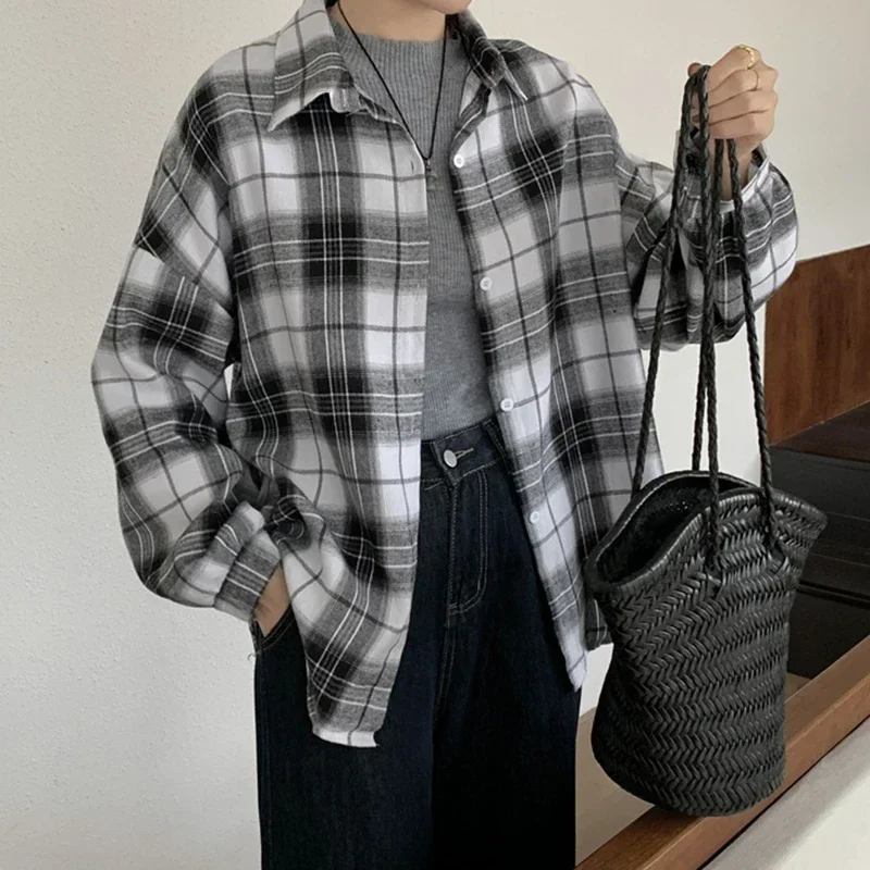 Oversized Button-up Plaid Flannel Shirt for Women Checkered Blouse Teen-girl Boyfriend Style Casual Outfit blusas para mujer