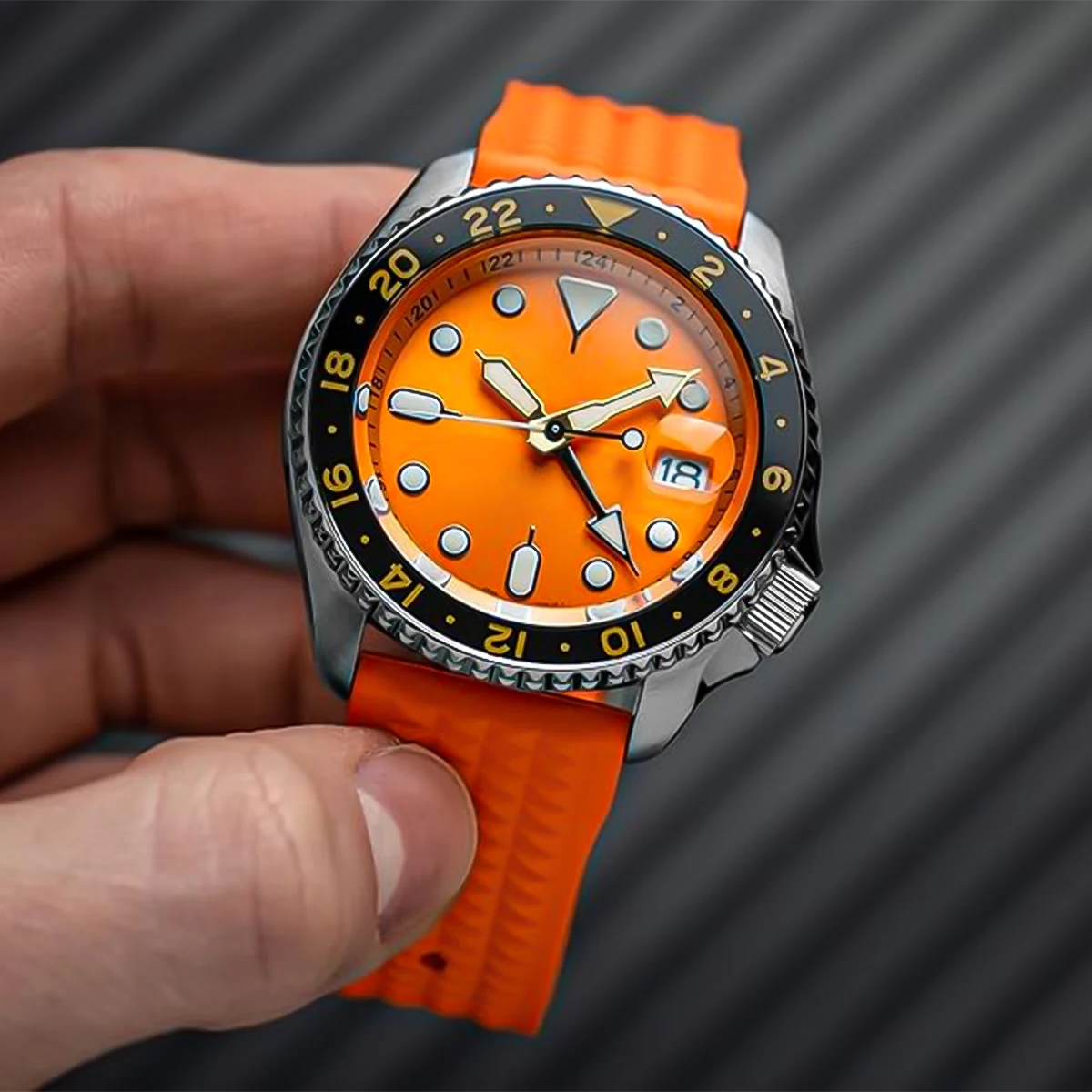 FKM Rubber Waffle Watch Strap 18mm 20mm 22mm Fluororubber Universal Diver Waterproof Comfortable Sports Fast Release Watchbands