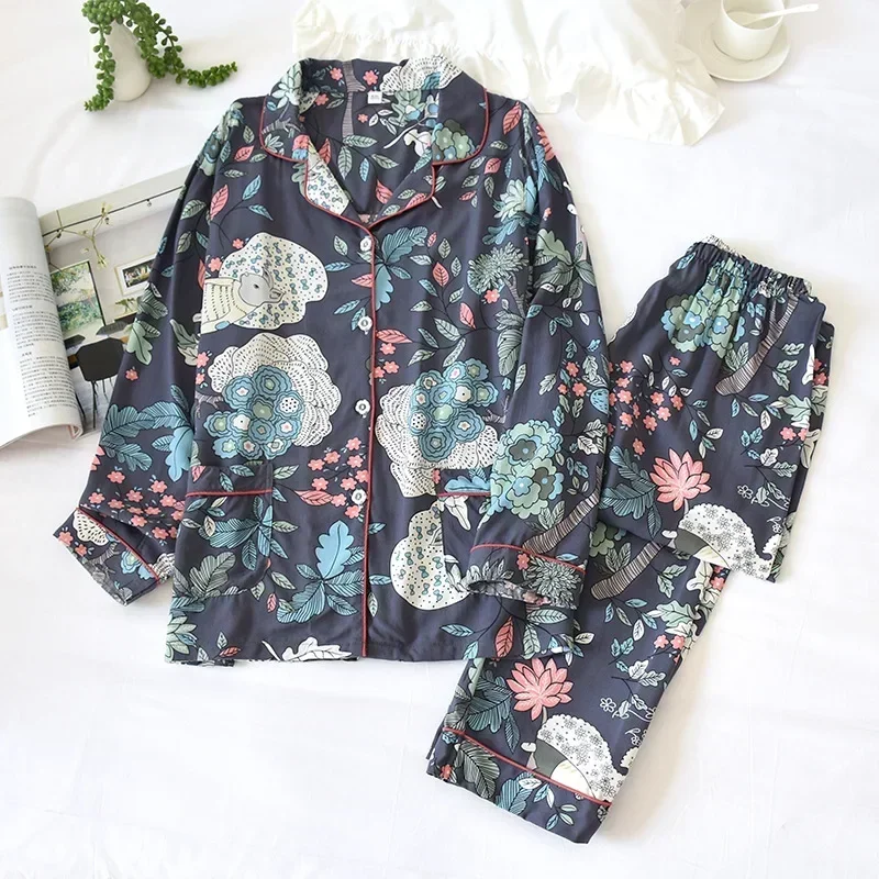 Spring and autumn ladies cute cartoon floral viscose fiber pajamas two-piece long-sleeved home service cotton summer thin shorts