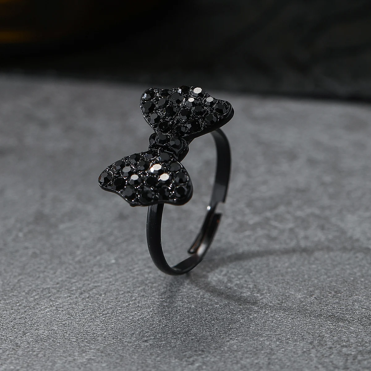 Elegant Geometric Rhinestone Inlaid Opening Ring