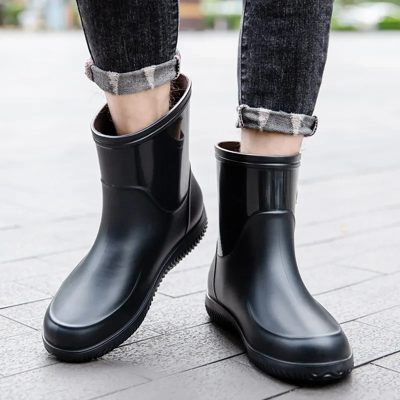 

Men's Mid-calf Rain Boots. 2025 New Style. Fashionable Mid-calf Outdoor Slip-resistant Water Shoes. Lightweight and Waterproof