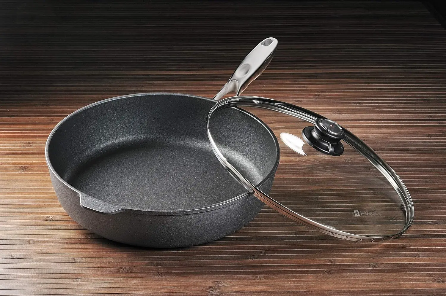 5.8 Quart, 12.5 Inch Nonstick Saute Pan with Lid and Stainless Steel Handle, Dishwasher and Oven