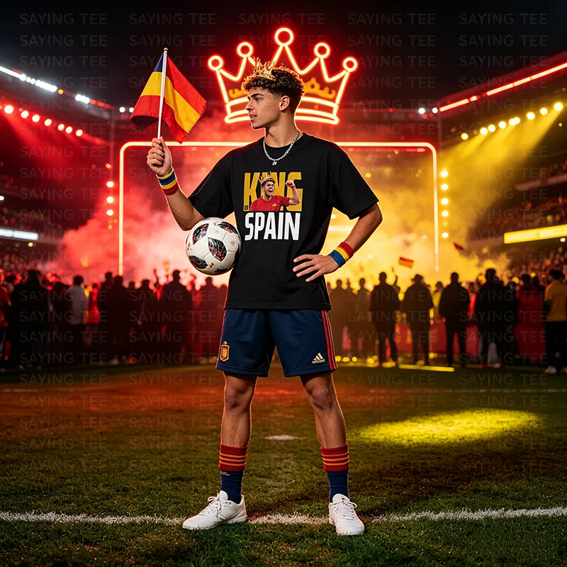 Fußball-inspiriertes Yamal-T-Shirt mit Yamal auf dem Ball, Unisex, Y2K, Yamal-inspirierte Jugend-Fußball-Sportbekleidung für Damen und Herren – Detail 6