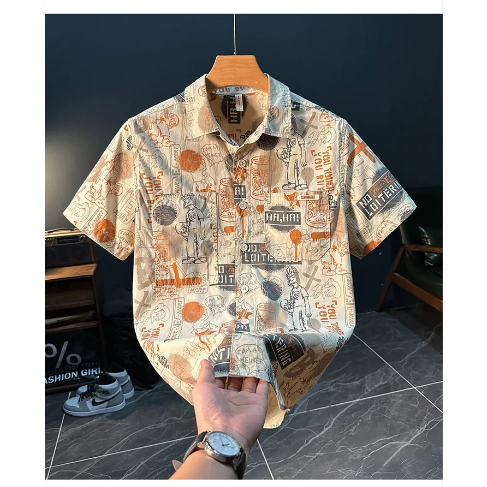 Fashionable printed short sleeved shirt for men's summer design, high-end loose casual shirt, cool and stylish men's clothing