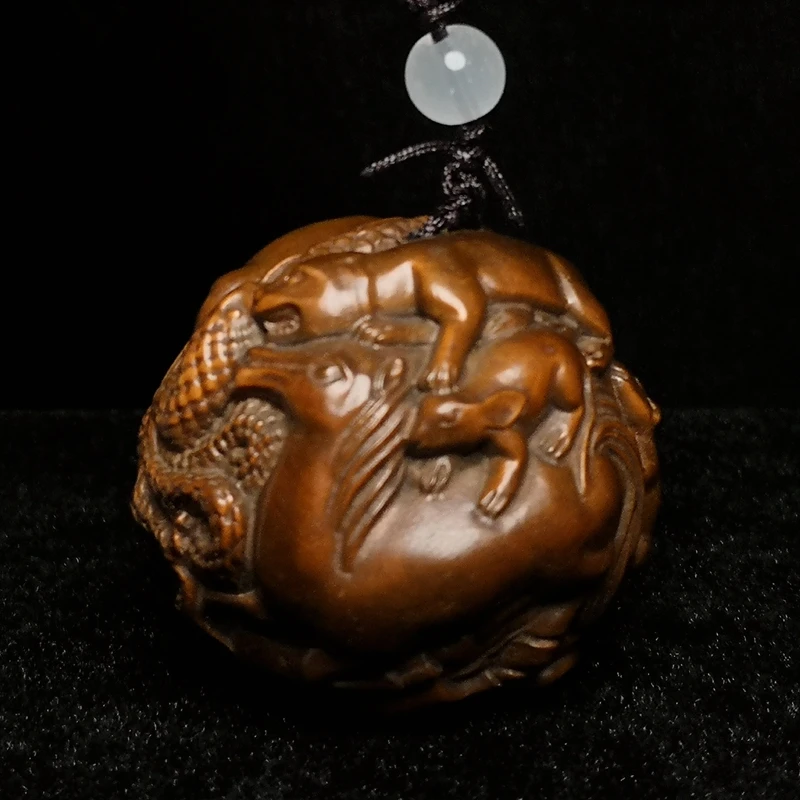 YIZHU CULTUER ART 4.5 CM Chinese boxwood hand carved Zodiac animal dragon tiger statue netsuke collection Gift