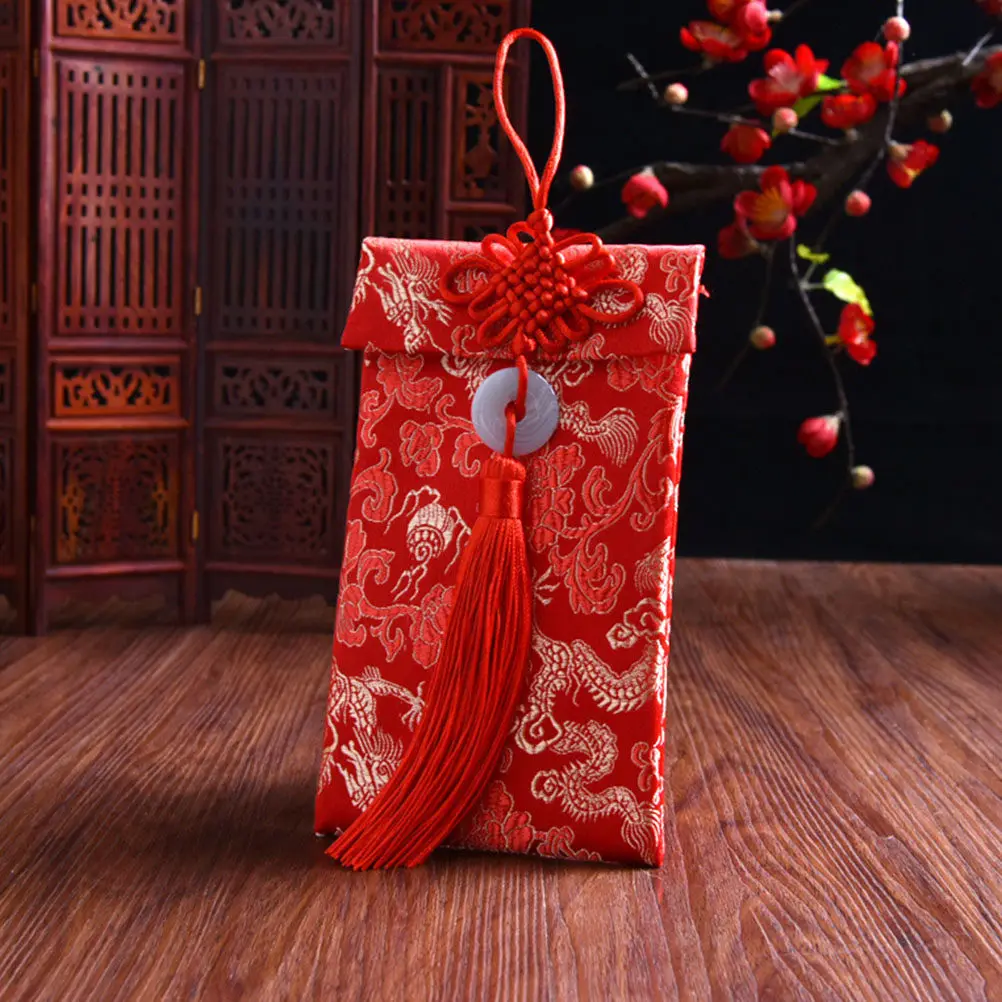 

2Pcs Chinese Brocade Red Envelopes Embroidered Red Packets Tassel Classic Lucky Lunar New Year Supplies New Year Envelope