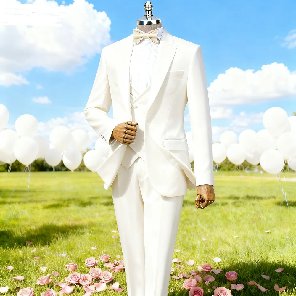 

Suave Khaki Unique Breasted Peak Lapel Men's Ternos 3-Piece Suit (Jacket + Pants + Vest) Wedding Party Ensemble