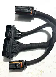 me7.5 extension Plastic is nog heter dan de verwachte kwaliteit. De kleur van de kabels komt niet overeen met de afbeelding. Controleer de kabelboom.