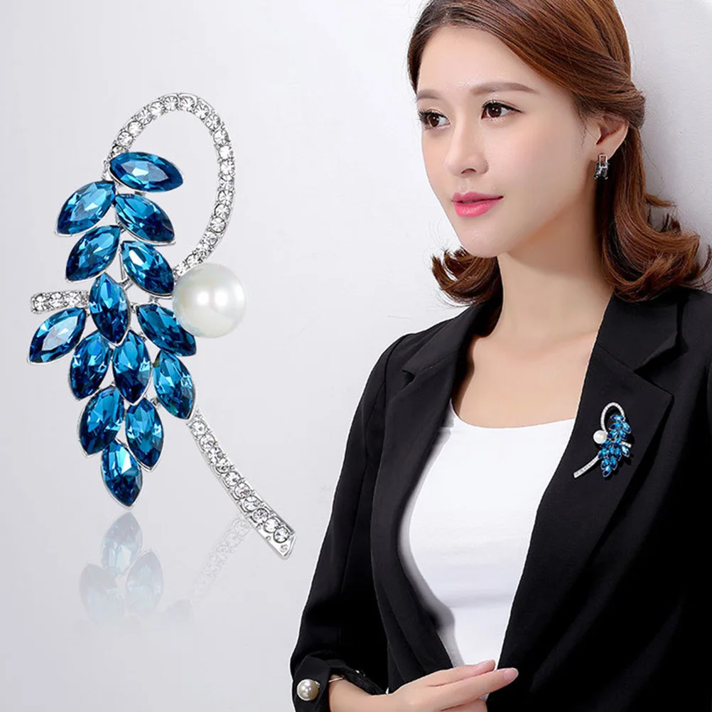

3Pcs Elegant Pearl Brooch Pins Tail Design Durable Alloy Breastpin Gift for Women Costume Decoration Pearl Breastpins