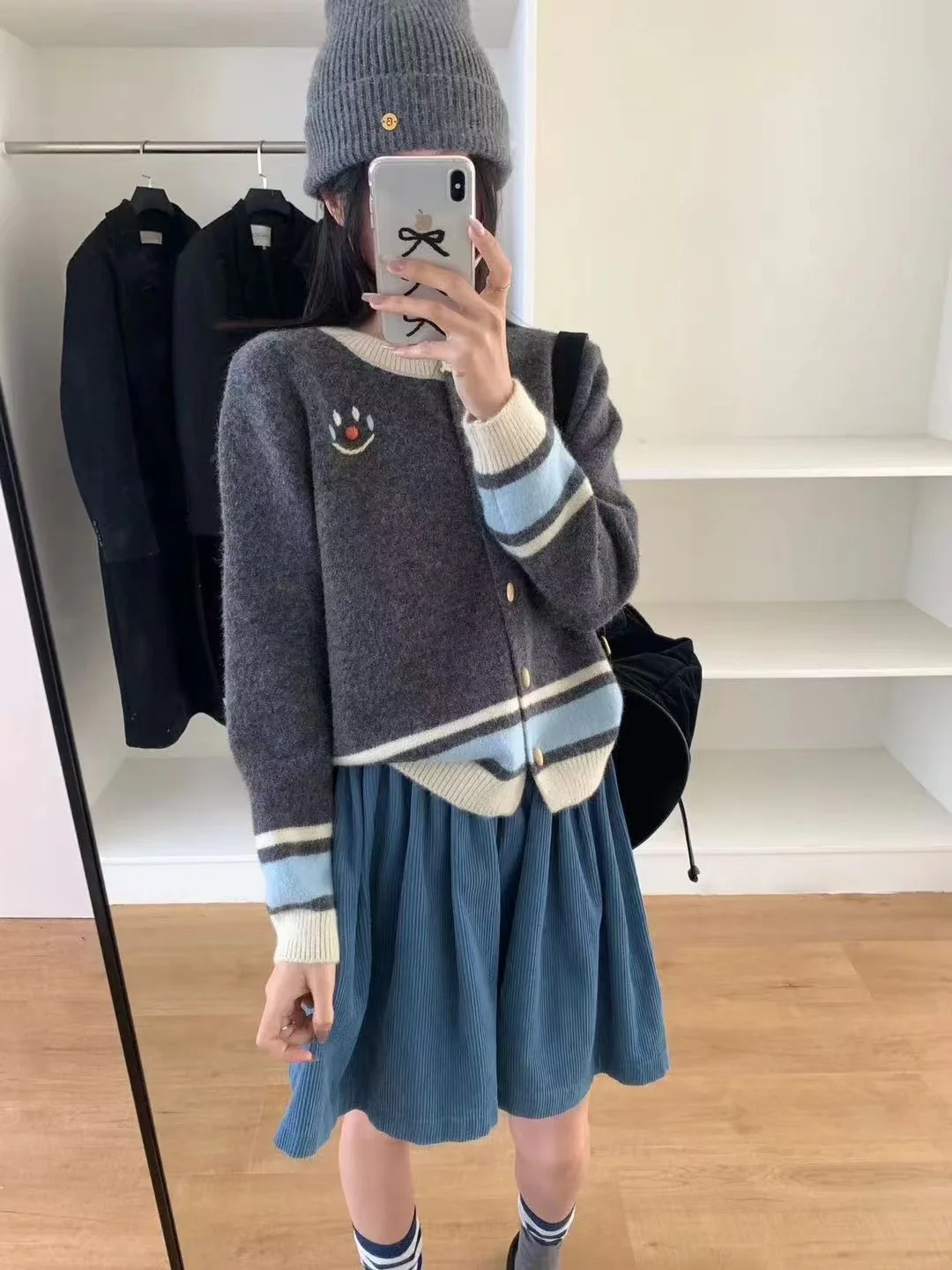 Coreano Sle viso ricamato rotondo Ne lavorato a maglia cardigan aperto design pulsante di sensazione morbido Melding colore tariffa di fascia alta...