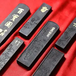 Fu Bixing's inheritor of intangible cultural heritage, Wang Aijun, has developed and collected 5-year old ink strips from Songya