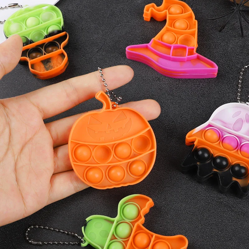 6/12 Stück Halloween Mini Pop Schlüsselanhänger Geist Kürbis Hexenhut Ornamente Halloween-Party Geschenktüten-Füller Süßes oder Saures Spielzeug – Detail 6
