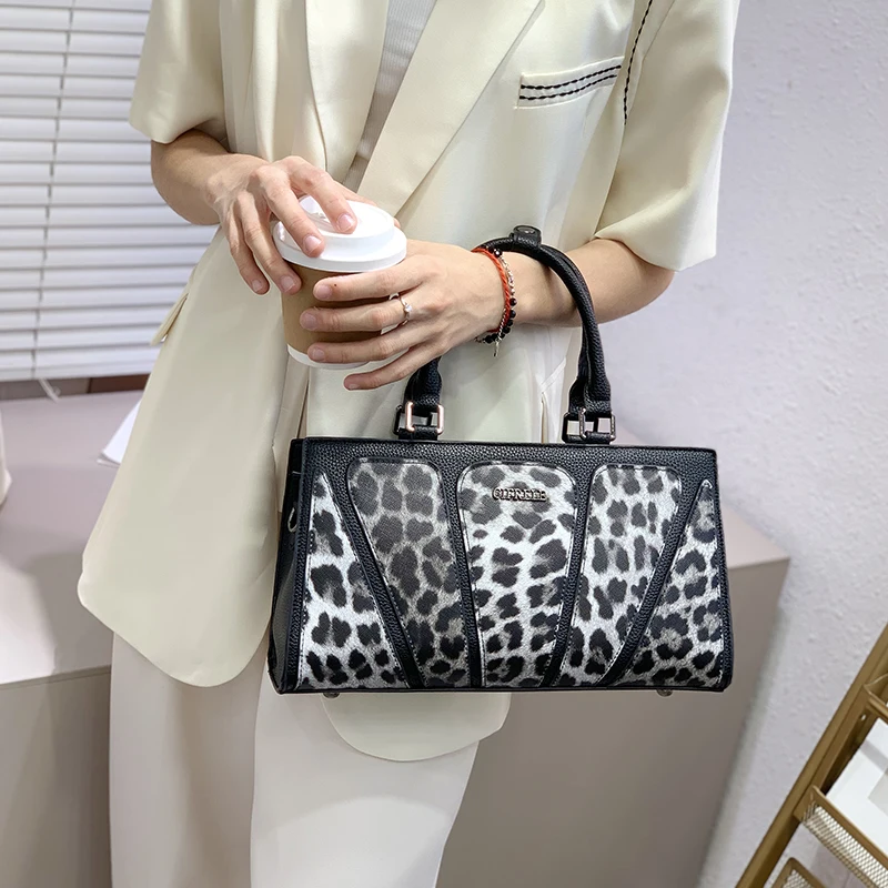 Vintage Leopard Print Handbag Retro Patchwork Shoulder Bag Chic Top Handle Satchel Punk Zebra Striped Vegan Leather Purse