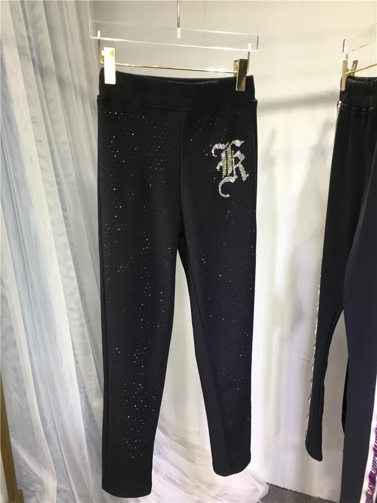 Nieuwe Warme Fleece Gevoerde Dikke Leggings Diamanten Boren Hoge Taille Show Dunne Zwarte Strakke Broek Herfst Winter Taps Getaped Broek Vrouwen