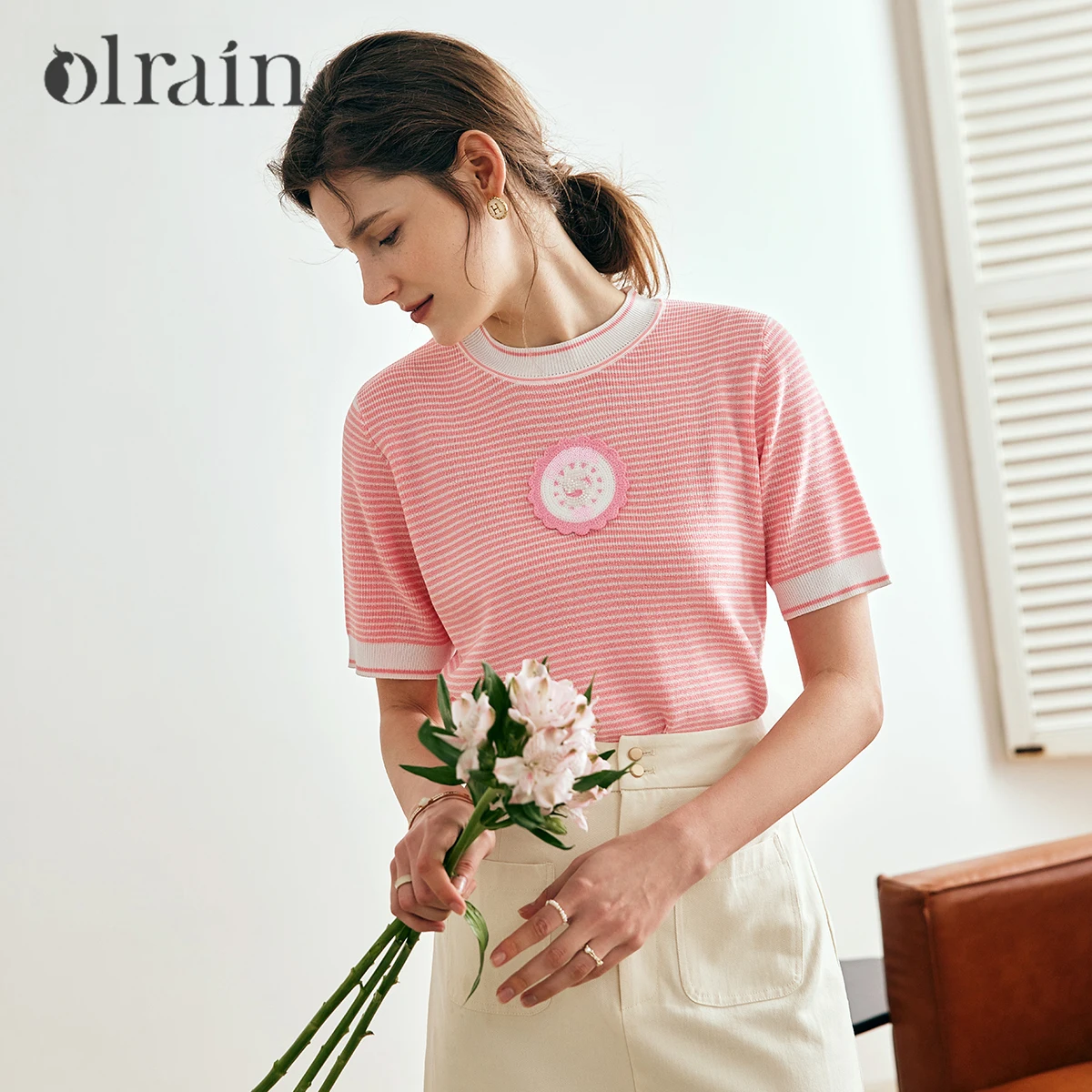 

OLrain Women Pullovers 2025 Summer French Pink Striped Knitted Sweater Fads Commute Contrasting Color Beaded Ice Tops O23XZ80301