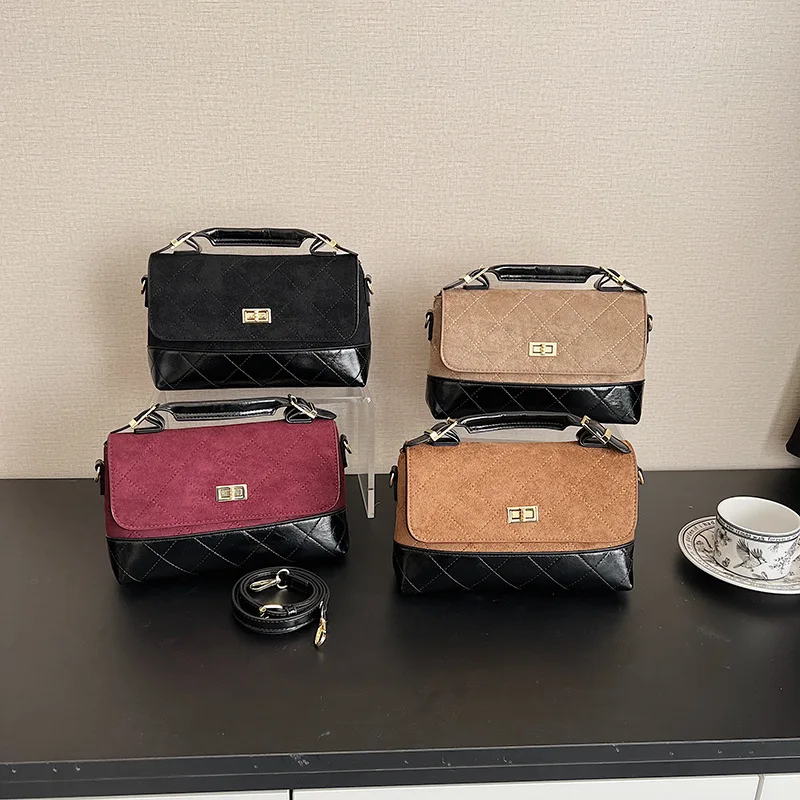 

Зимняя клетчатая квадратная сумка 2025 года, женская сумка через плечо в стиле пэчворк, пригородная сумка через плечо, минималистичная сумка «день-ночь», текстурированная