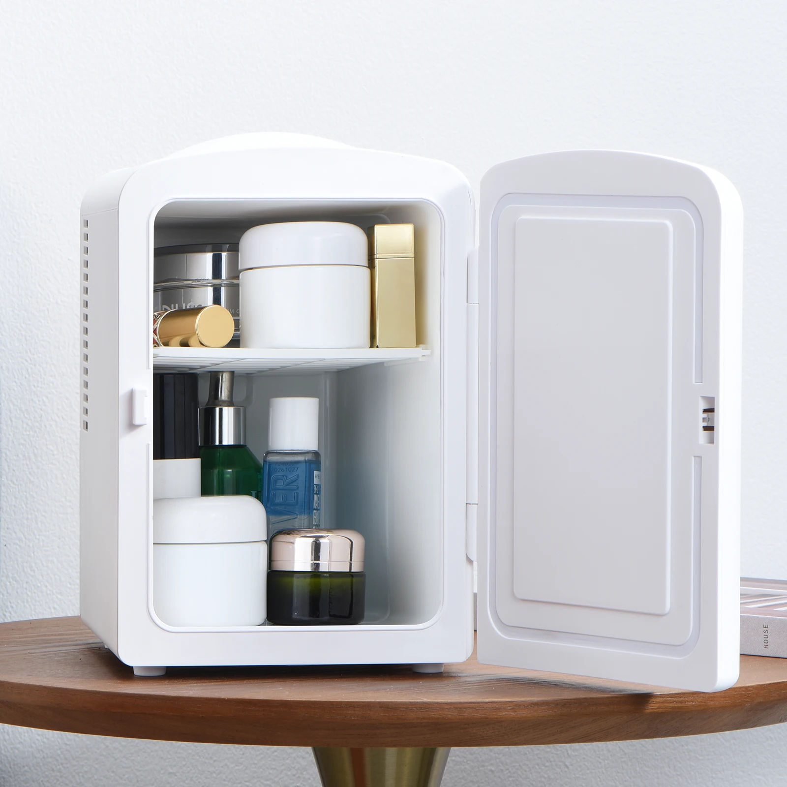 IceBlue ريترو ثلاجة صغيرة 4L/6Can ثلاجة منخفضة الضوضاء ذات الاستخدام المزدوج دفئا برودة ماكياج العناية بالبشرة ثلاجة محمولة للمنزل سيارة