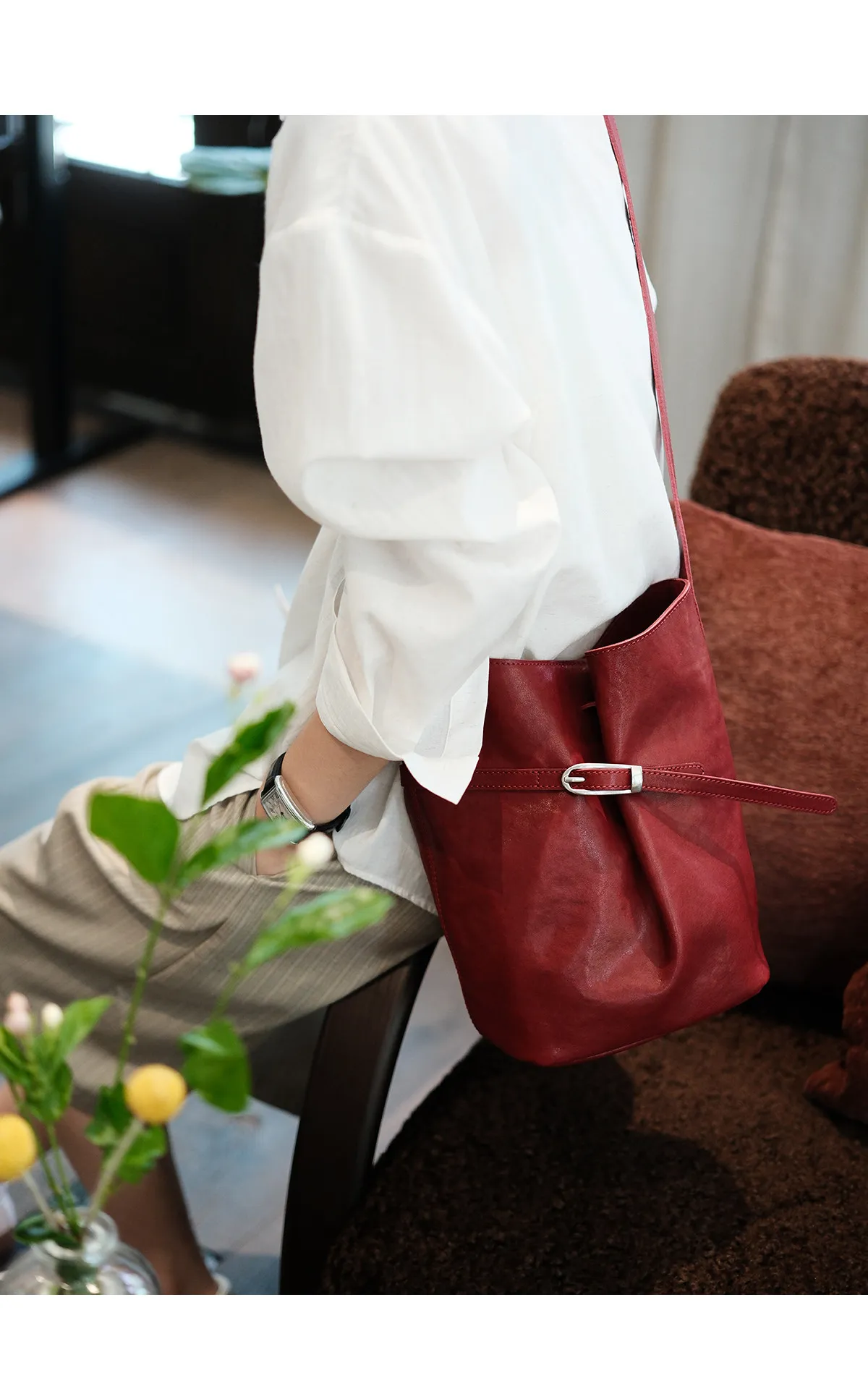 PNDME Vintage Designer Damen Schultertasche aus hochwertigem Rindsleder, lässige Luxus Echtleder Damen Bucket Bag – Detail 10