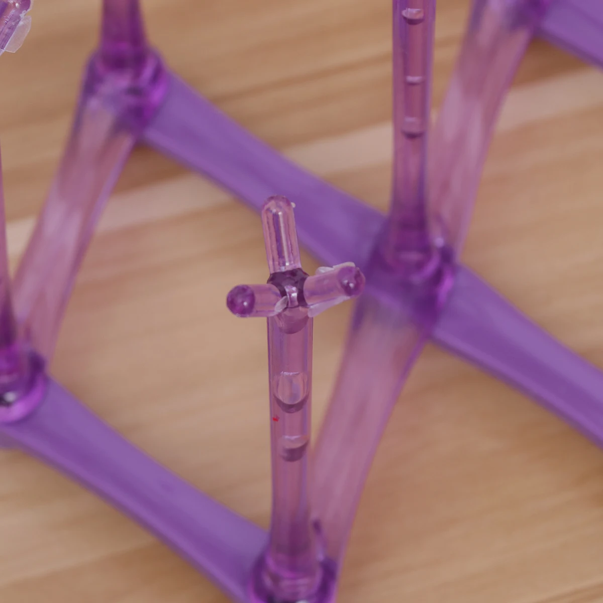 

Stretchable 7 Cup Foldable Drying Rack for Mugs Goblets Glass Storage Purple Organizer Cup Organizer Goblet Rack