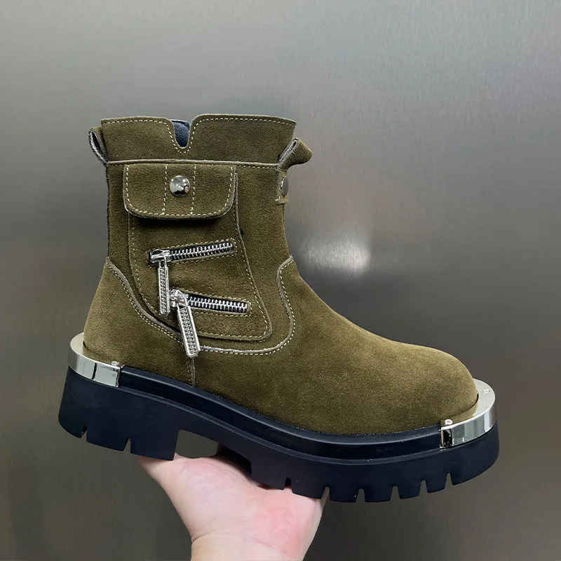 New Style Fashion Men Boots Trend Metal Decoration Casual Shoes Punk Style Rivets Motorcycle Boots Comfortable Leather Boots