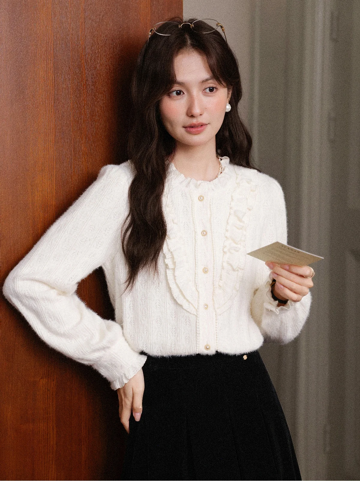 

South Deer Moonbank Elegant Long Sleeve Shirt Women's Casual Comfortable Loose Style Autumn Winter Commute Top Soft Beige