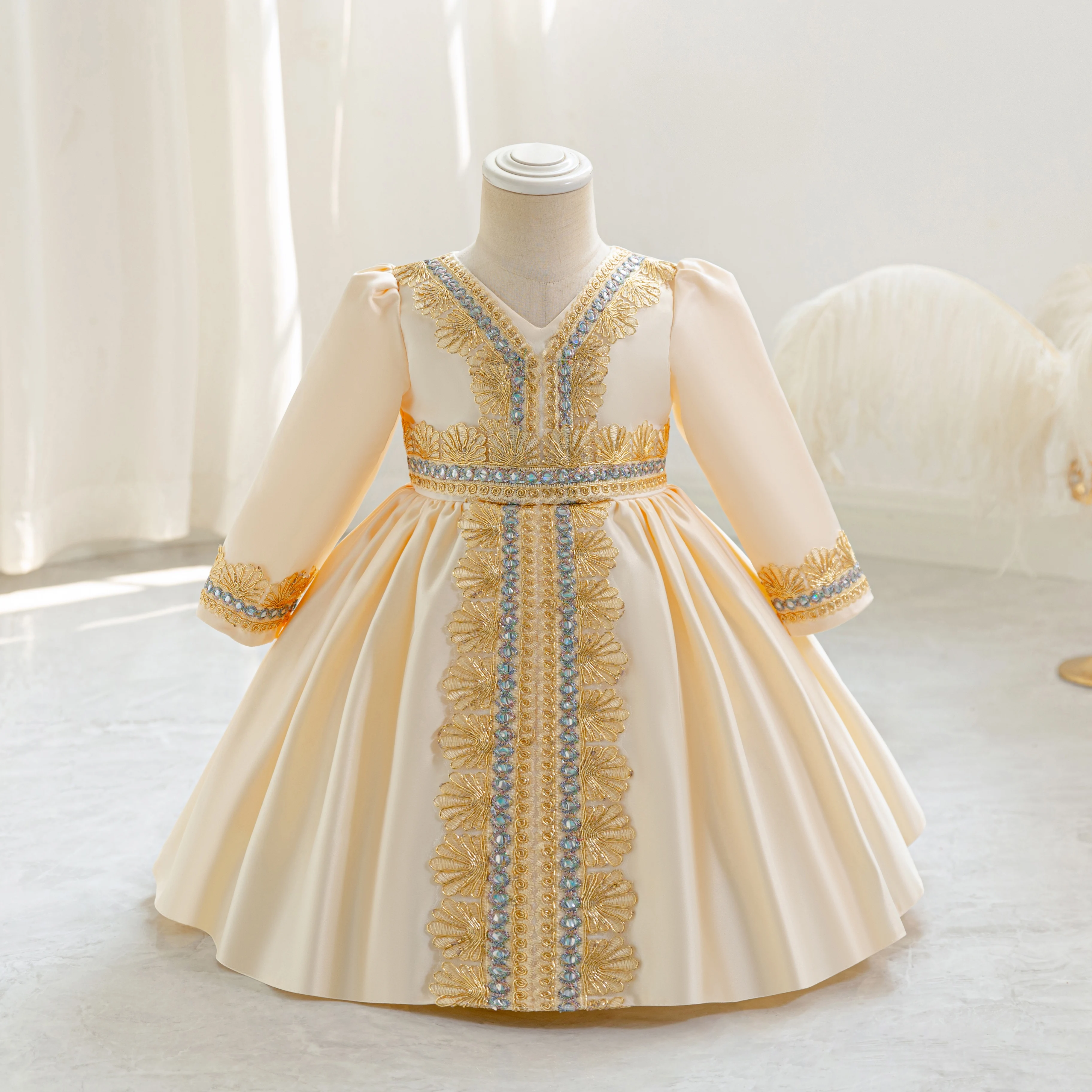 strapless open back dress Luxury Muslim Arabic Wedding Dresses Long Sleeve Full Lace 3D Floral B –  LiveTrendsX main image 0