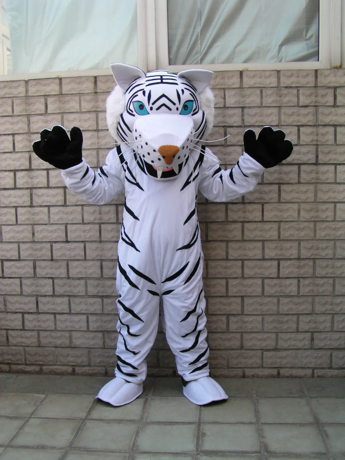 New Adult Hot Sale Foam Cute Tiger Fancy Cartoon Mascot Costume Plush Christmas Fancy Dress Halloween Mascot Costume