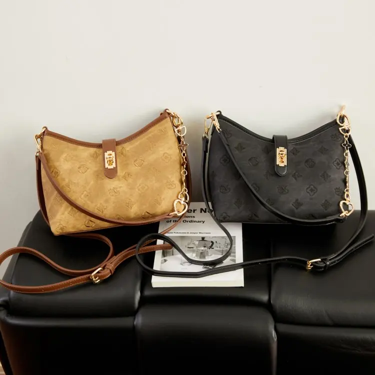 

Стильная сумка для подгузников с продуманной планировкой пространства удовлетворяет все основные потребности для коротких поездок и ежедневных дел.