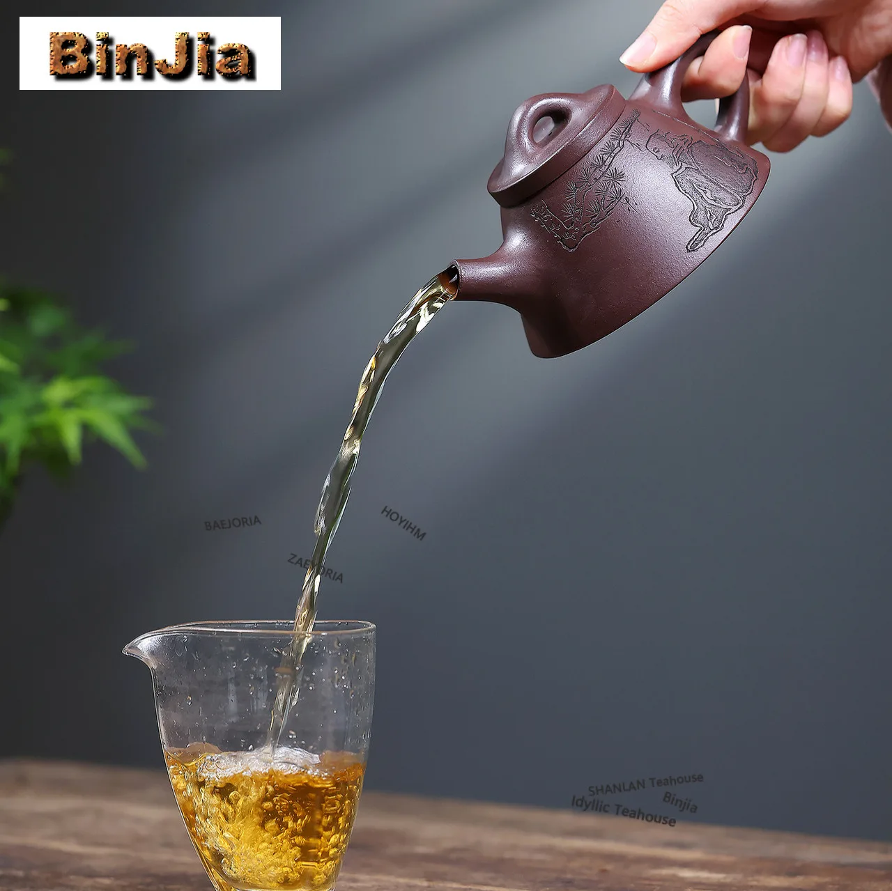 240ml Antique Yixing Purple Clay Teapots Handmade Overlord Stone Scoop Pot Raw Ore Mud Kettle Chinese Zisha Tea Set Tea Services