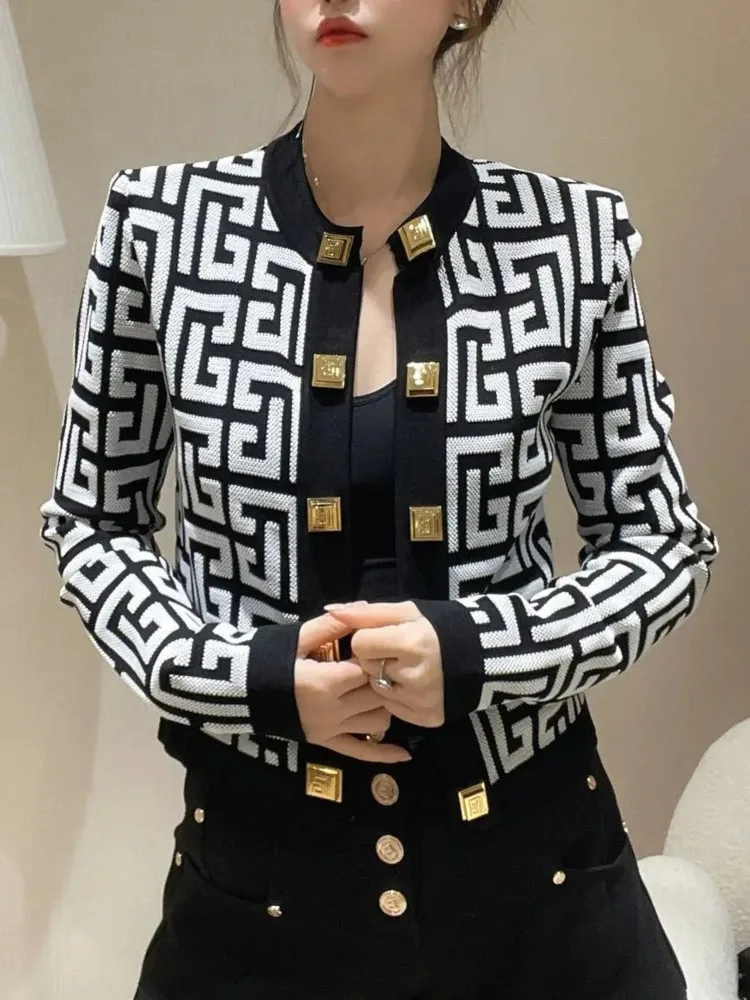 Vintage Fashion Geometric Pattern Knitted Cardigan Women Long Sleeve Short Tops 2024 New Chic Slim Jacket Casual Buttons Sweater