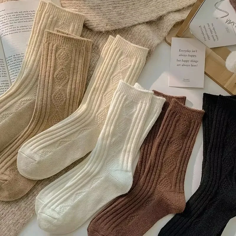 Fashion Warm Autumn Cashmere Thick Wool White Socks Women Winter Thicken Warm Harajuku Socks Cute Thermal Japanese Solid Color