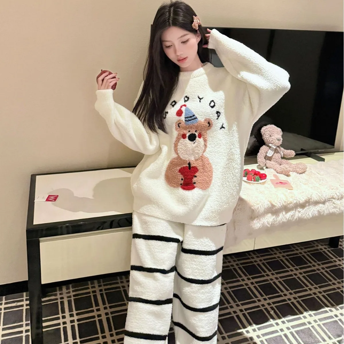 Autumn  winter striped Japanese cute teddy bear skin friendly comfortable thick soft women's home suit set  half flannel pajamas