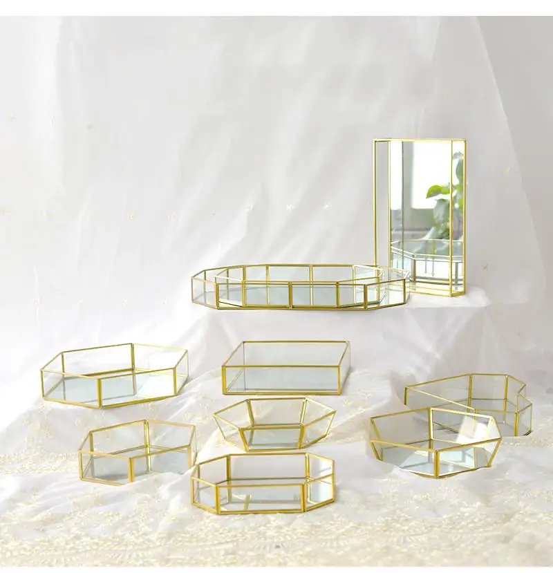 

Nordic Golden Metal Glass Tray Bathroom Supplies Simple Dressing Table Desktop Cosmetic Storage Box Household Goods Snack Dish