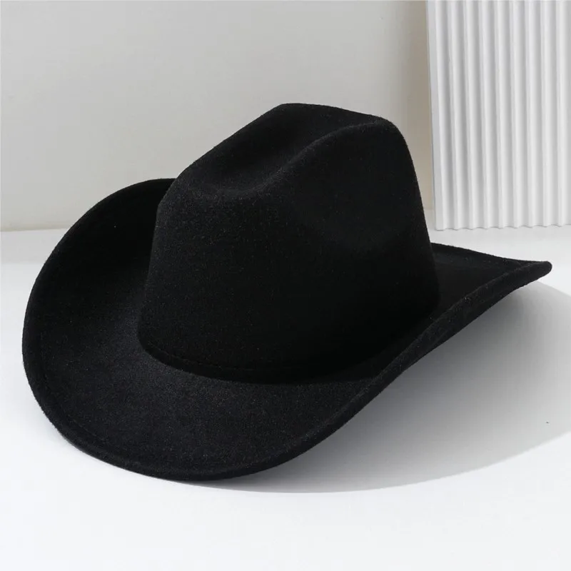 

Custom-made glossy solid color hats with digital printing and embroidery