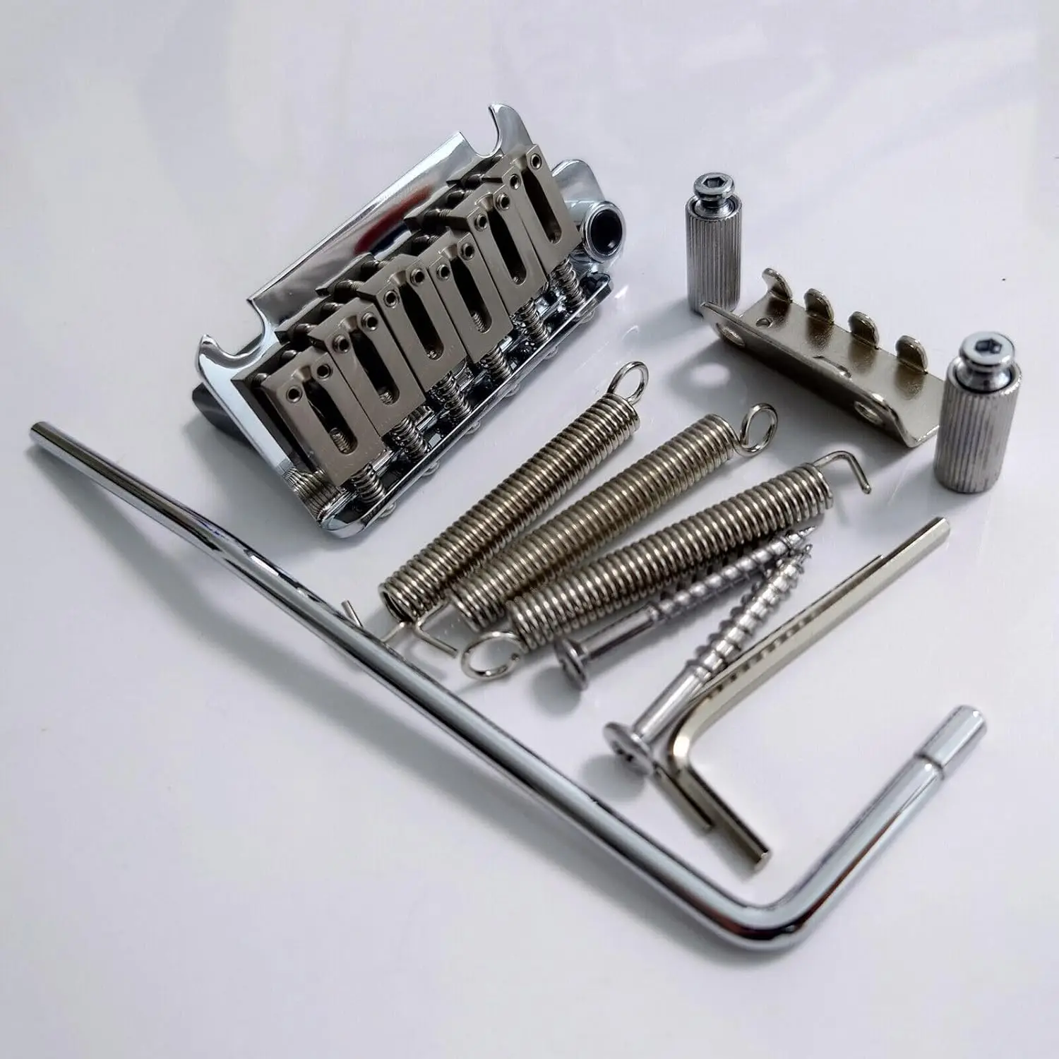 Chrome 2 Point Style Guitar Tremolo Bridge Locking System Guitar Tremolo Bridge 6-Screw Assembly with Steel Block