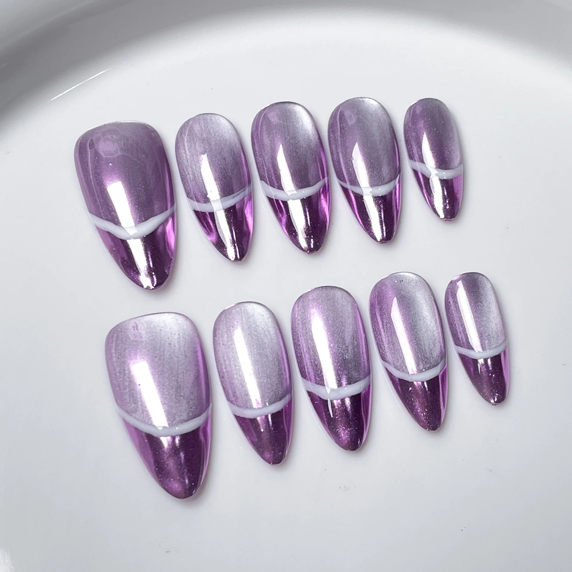 

10pcs Simple Purple Handmade Fake Nails Art Cat's Eye Aurora Press on Nails Set Reusable French Mid-length Almond False Nail Tip