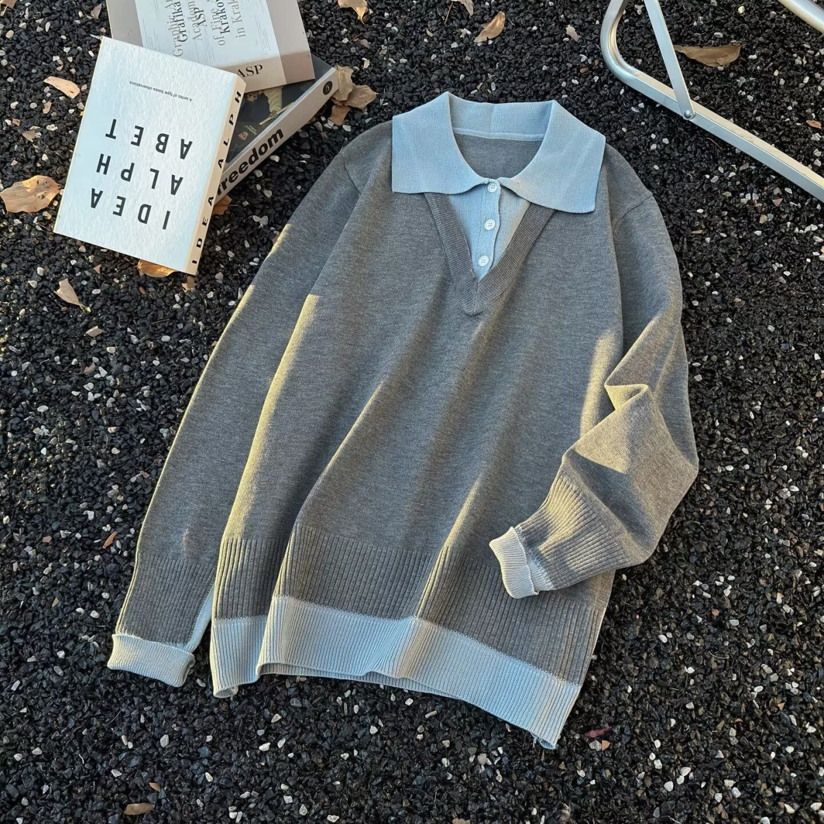 회색 브이넥 스플라이스 니트 스웨터 남성용 가을 겨울 루즈핏 긴팔 베이스 레이어 탑 레트로 스타일 한국 버전