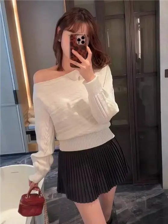 Haut court tricoté rouge pour femme, vêtement d'intérieur, amincissant, torsadé, couche de Base tendance, irt, pour les déplacements, automne et hiver