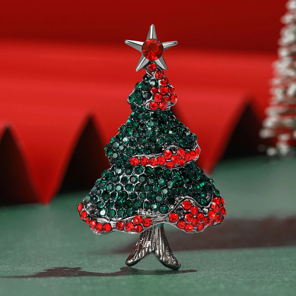Christma’s Rhinestones Christmas Tree Brooches for Women Unisex Enamel Plant Pins Event Party Decoration Clothes Accessories image 2