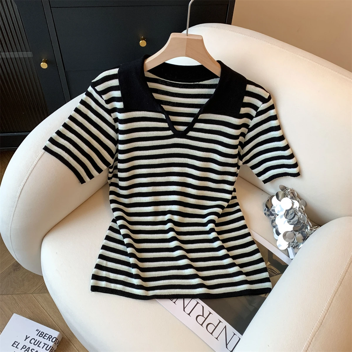 Camiseta clásica Retro de punto a rayas con contraste de colores para mujer, camisetas informales de manga corta con cuello vuelto, Top versátil estilo Koreasn