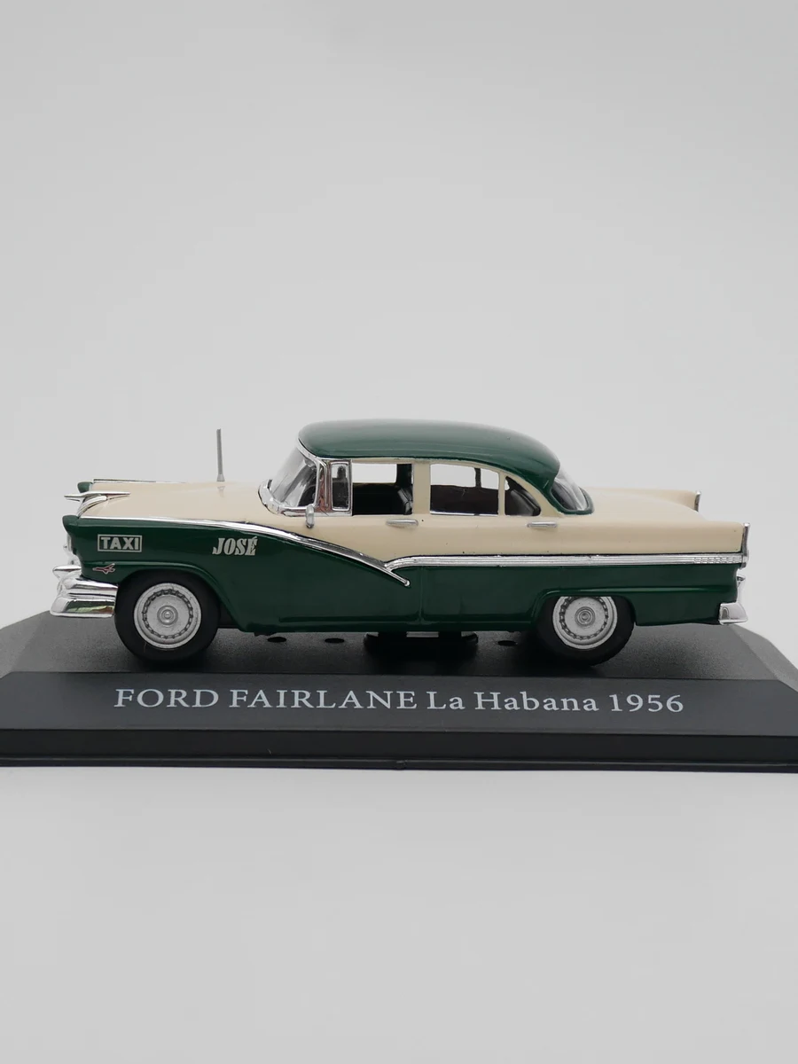 Ixo 1:43 Ford Fairlane La Habana Taxi 1956 Diecast Car Model Metal Toy Vehicle