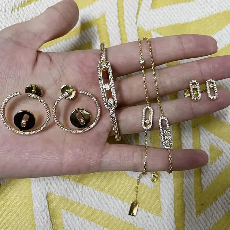 Fashionable, Elegant, Luxury, and Movable Diamond Women's Bracelet Birthday Gift