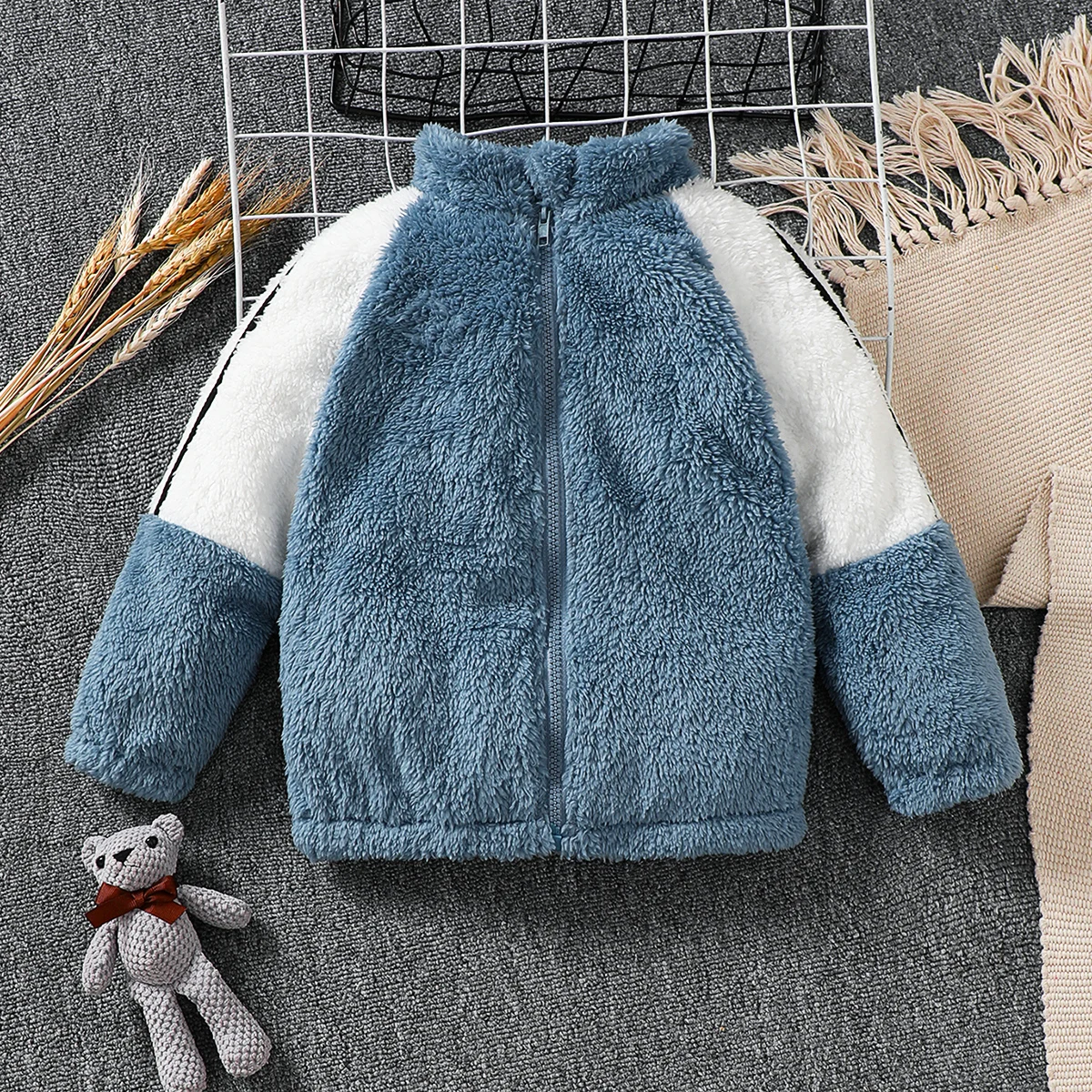 4-7-year-old boys and girls autumn and winter teddy bear double-sided velvet contrasting color splicing zipper long sleeved coat