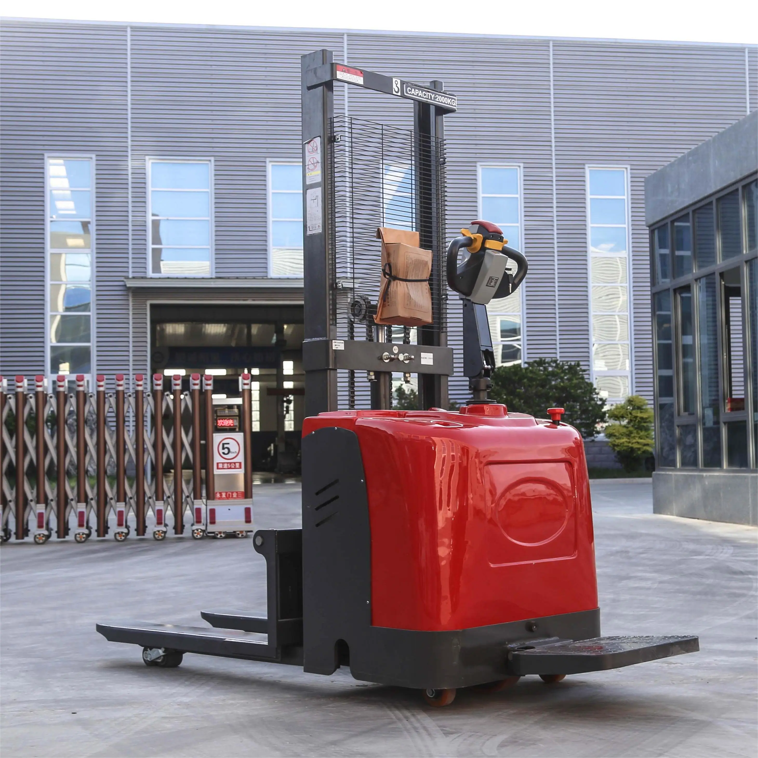 Lifting Semi Electric Stackers Pallet Stacker Walking Type Electric Stacking Truck Forklift