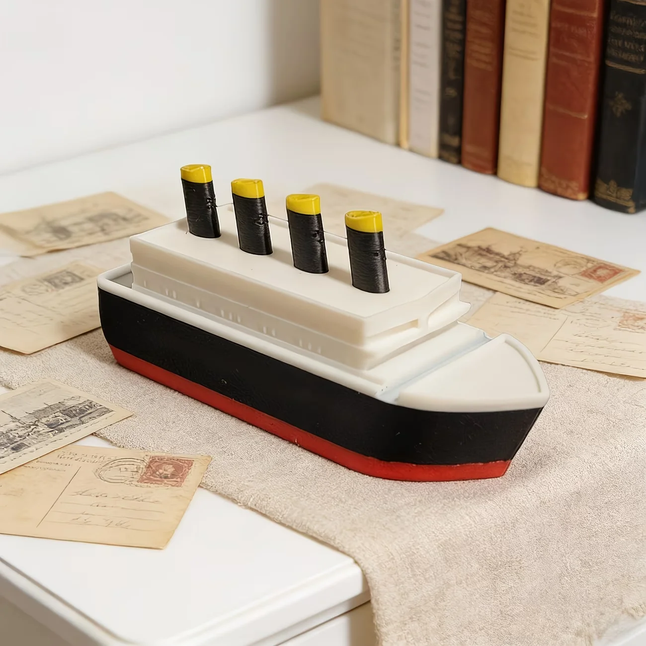Small Cruise Collectible Grade Plastic Ship Model-Suitable for Permanent Display of Study Showcase