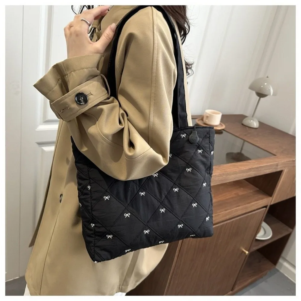 Casual Large Capacity Quilted Tote Bag Solid Color Bow Embroidery Shoulder Bag Argyle Pattern Lightweight Handbag