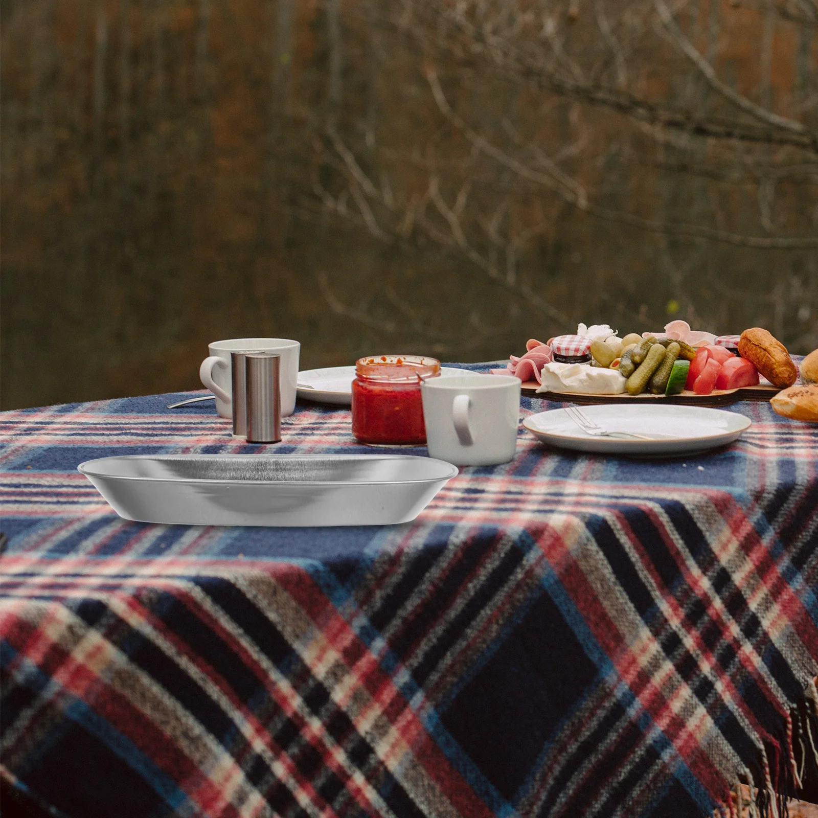 

Vintage European Stainless Steel Serving Tray Large Capacity Fruit Plate For Camping Outdoor Bbq Dessert Cheese Appetizer Baking