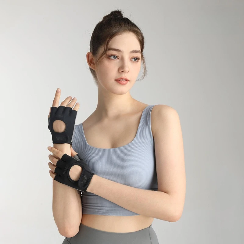 

Half finger sports gloves fitness cycling summer thin breathable non slip gloves iron rolling fitness professional anti cocoon
