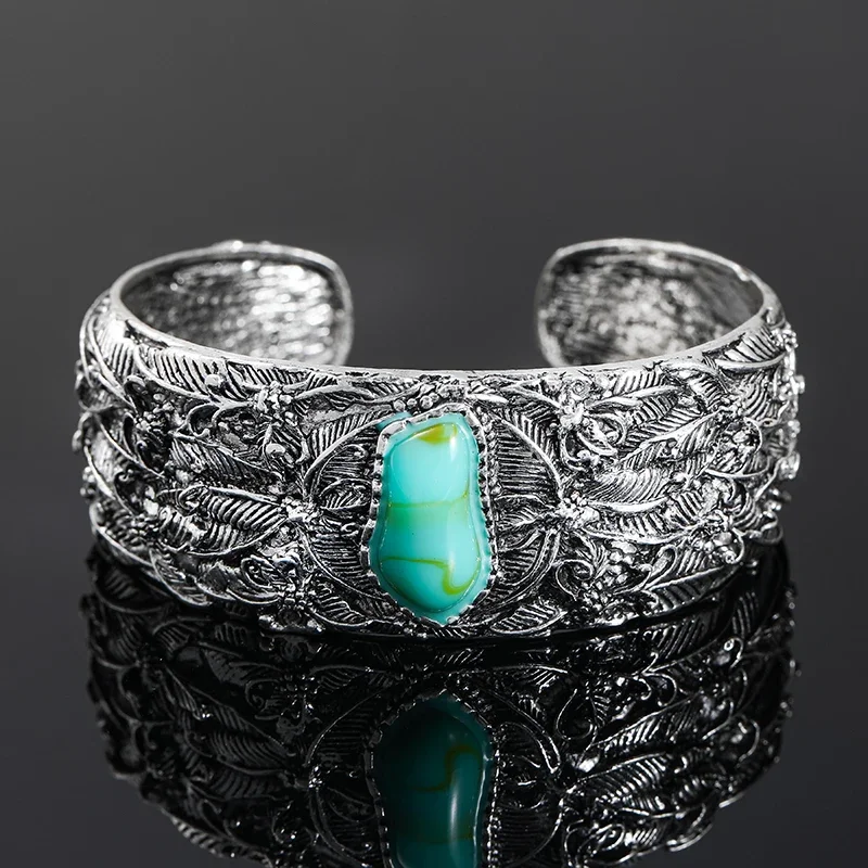 Vintage Carved Ethnic Cuff Leaf Bracelet Punk Bohemian Opening Bangles Leaves Bracelets Bangle for Women Wedding Jewelry
